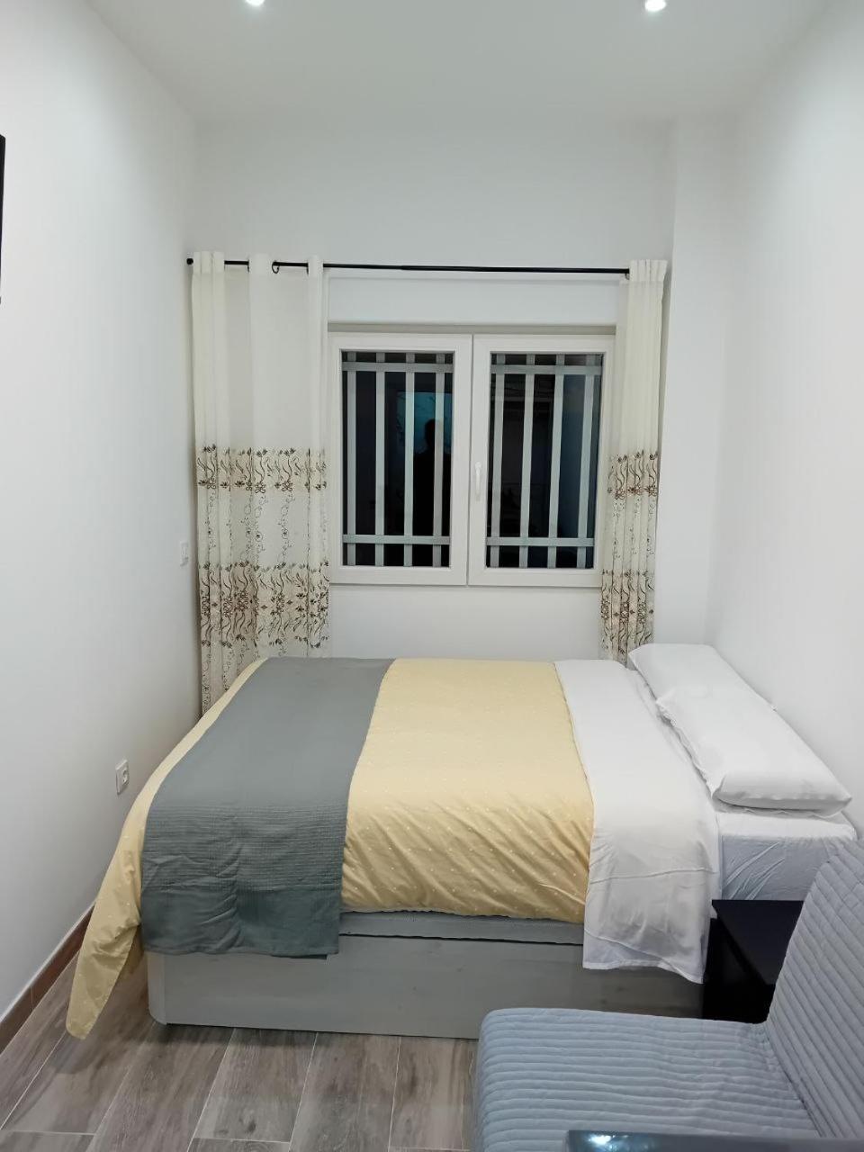 Smart Suite Madrid Exterior photo